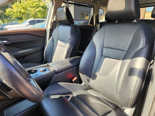 Certified 2023 Nissan Rogue SL w/ SL Premium Package AWD/4WD image 7