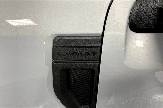 New 2025 Ford Maverick Lariat w/ Black Appearance Package image 9