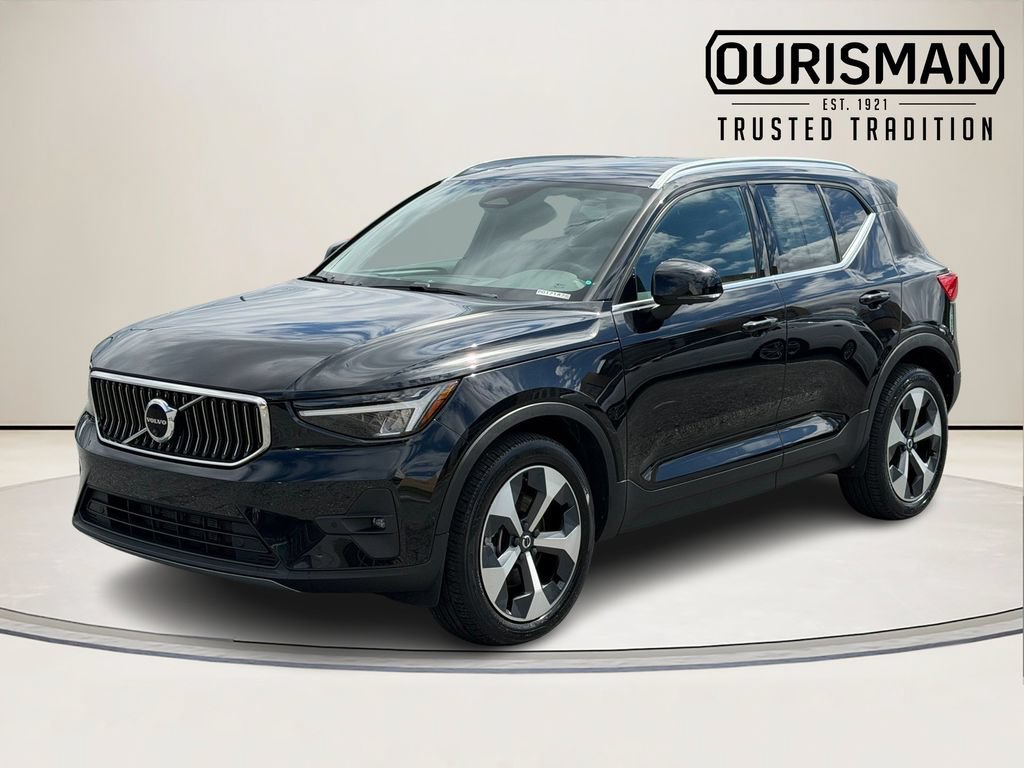 Certified 2023 Volvo XC40 B5 Plus w/ Driver Assist Package AWD/4WD image 5