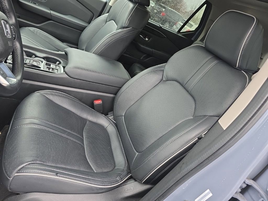 Used 2023 Honda Pilot Elite image 10