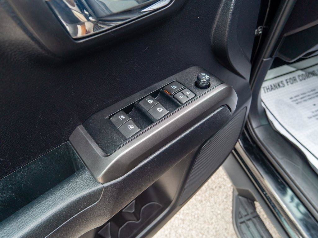 Used 2020 Toyota Tacoma TRD Sport RWD image 16