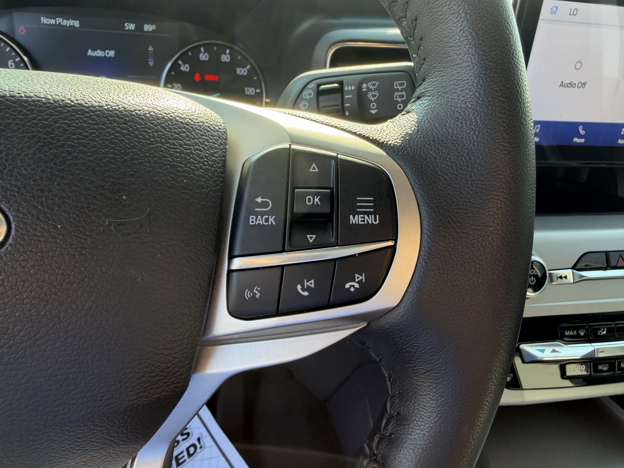 Used 2024 Ford Explorer XLT w/ Equipment Group 202A AWD/4WD image 16