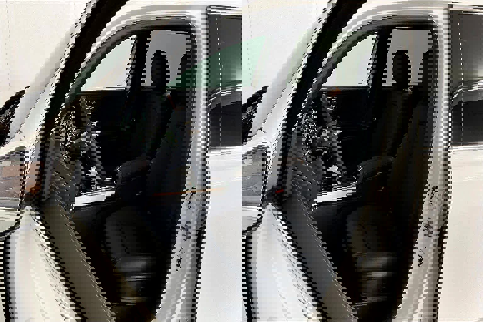 New 2026 Mercedes-Benz GLB 250 4MATIC image 14