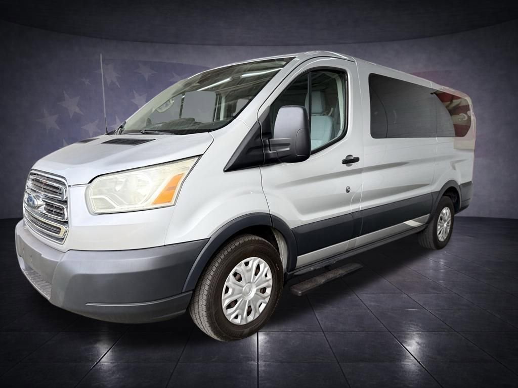Used 2015 Ford Transit 150 XLT image 5