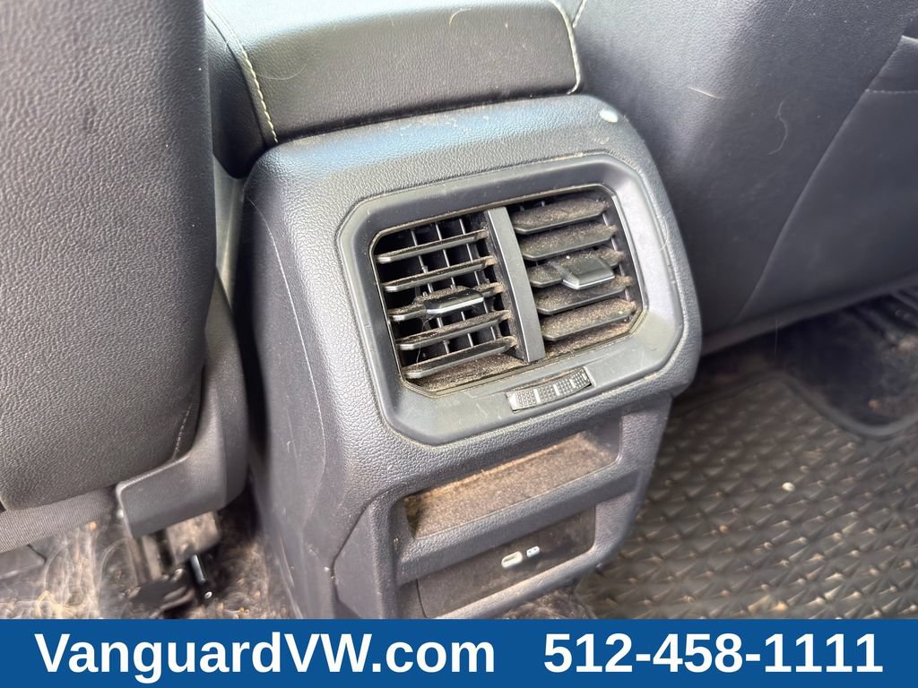Used 2022 Volkswagen Taos SEL w/ Panoramic Sunroof Package FWD image 26