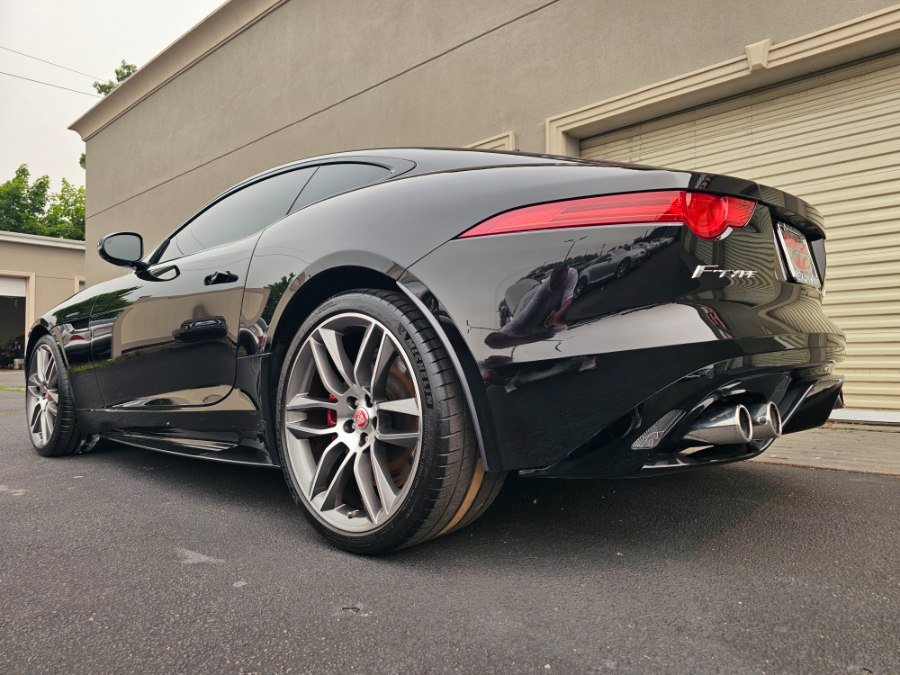 Used 2016 Jaguar F-TYPE R AWD/4WD image 6
