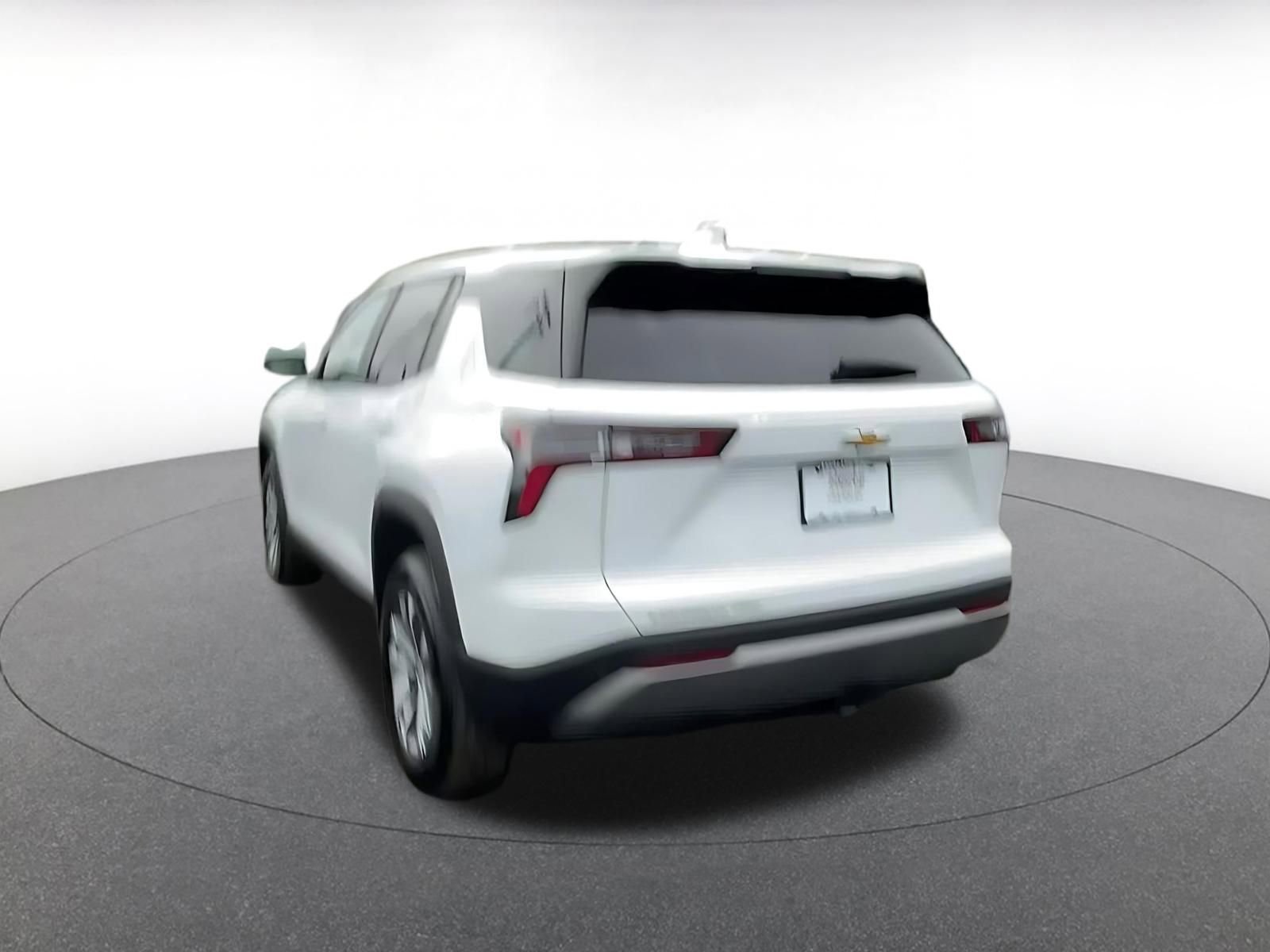 Used 2025 Chevrolet Equinox LT image 11