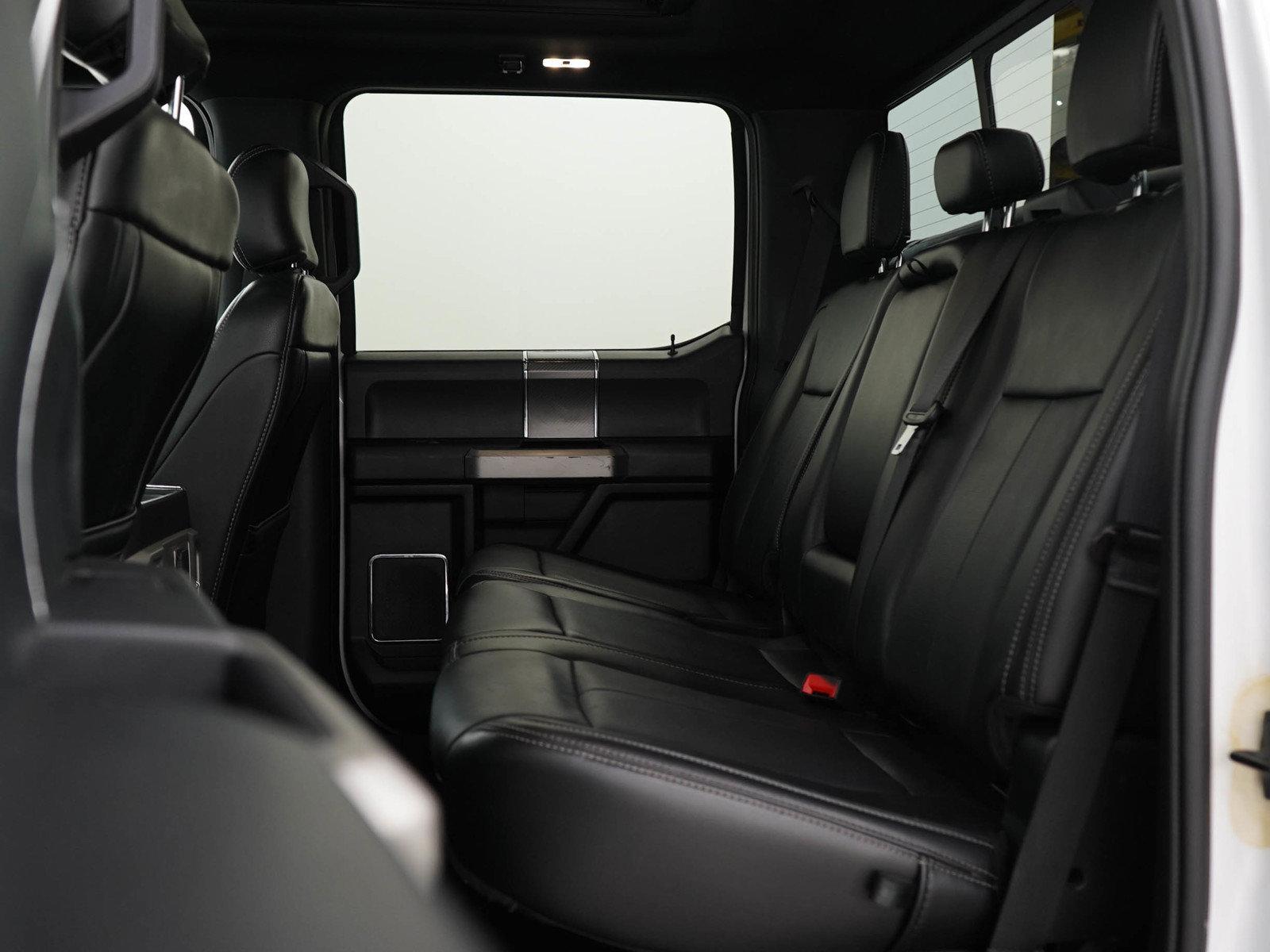Used 2019 Ford F150 Lariat w/ Equipment Group 502A Luxury AWD/4WD image 19