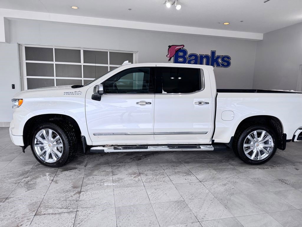 Certified 2023 Chevrolet Silverado 1500 High Country w/ High Country Premium Package image 9