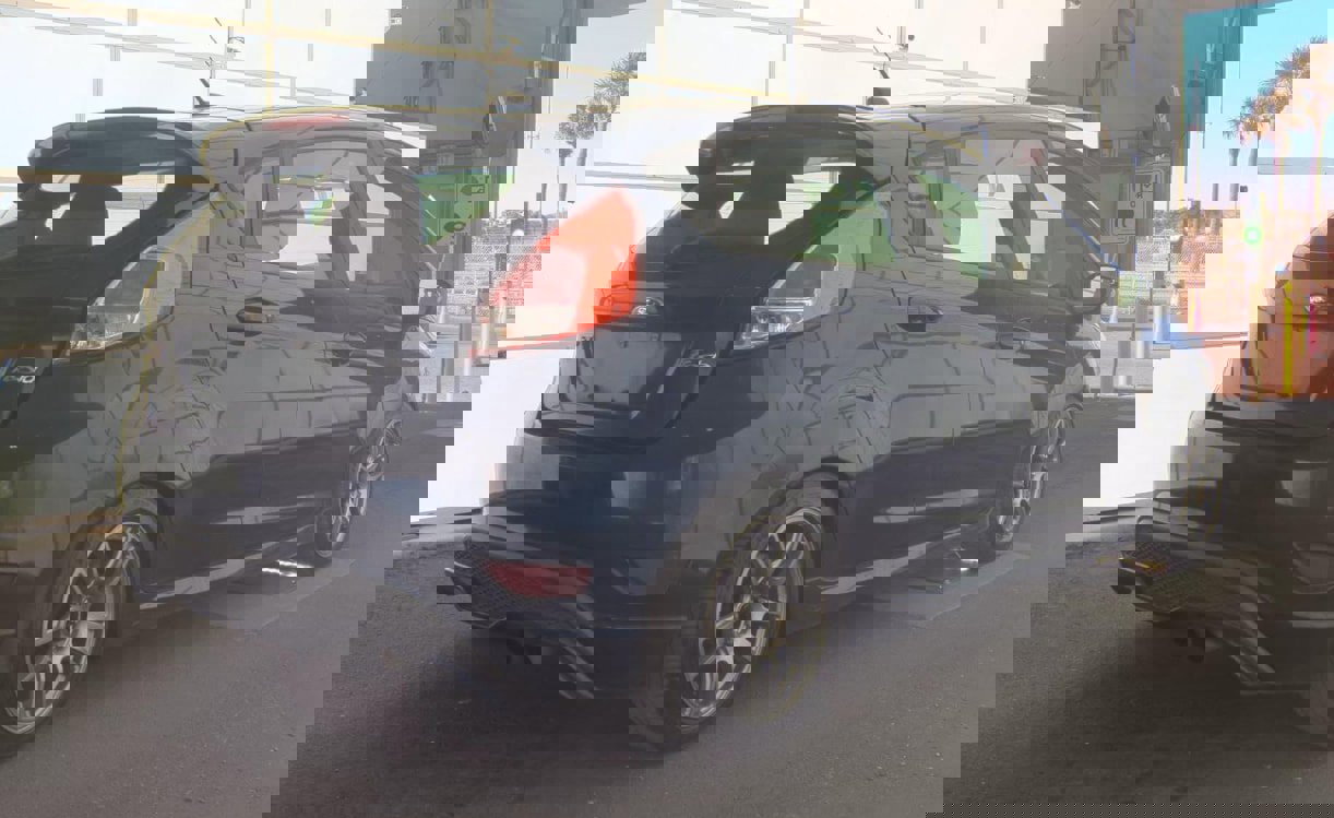 Used 2016 Ford Fiesta ST image 7