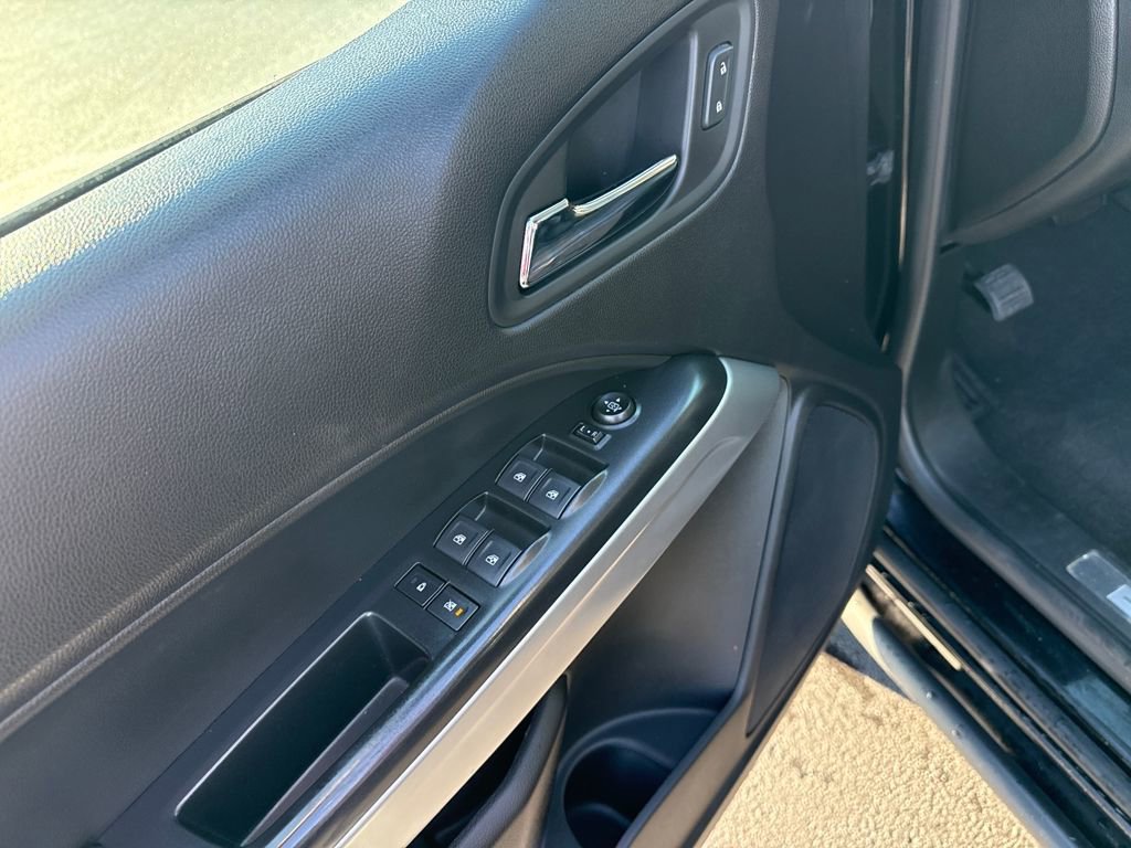 Used 2019 Chevrolet Colorado ZR2 w/ ZR2 Midnight Special Edition image 14