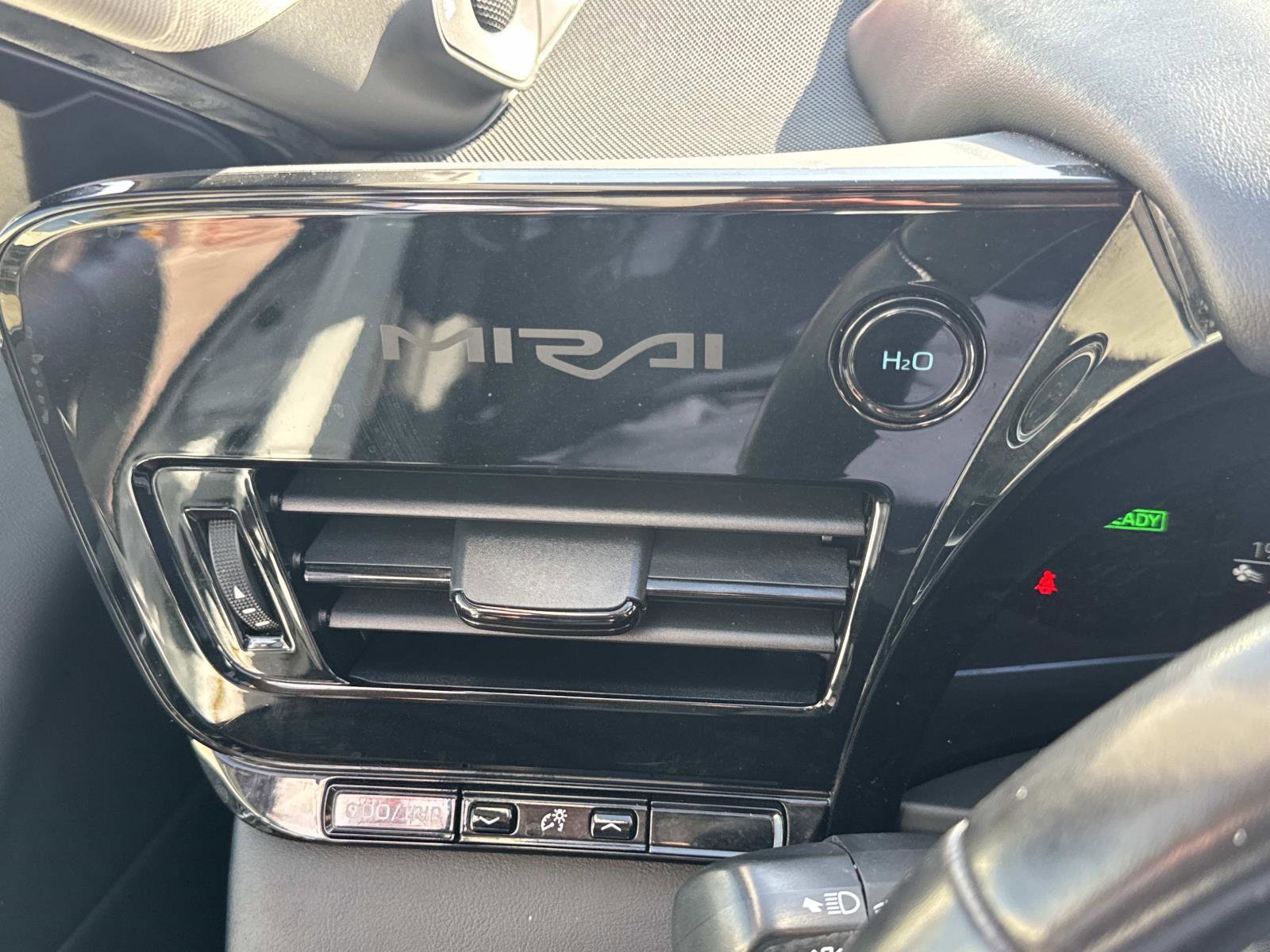 Used 2021 Toyota Mirai w/ Advanced Technology Package image 30