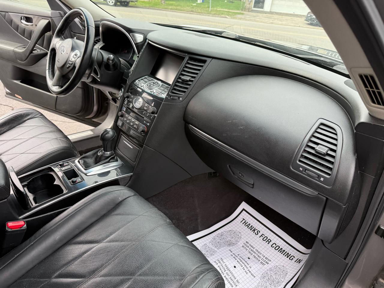 Used 2009 INFINITI FX35 AWD w/ Technology Pkg image 27