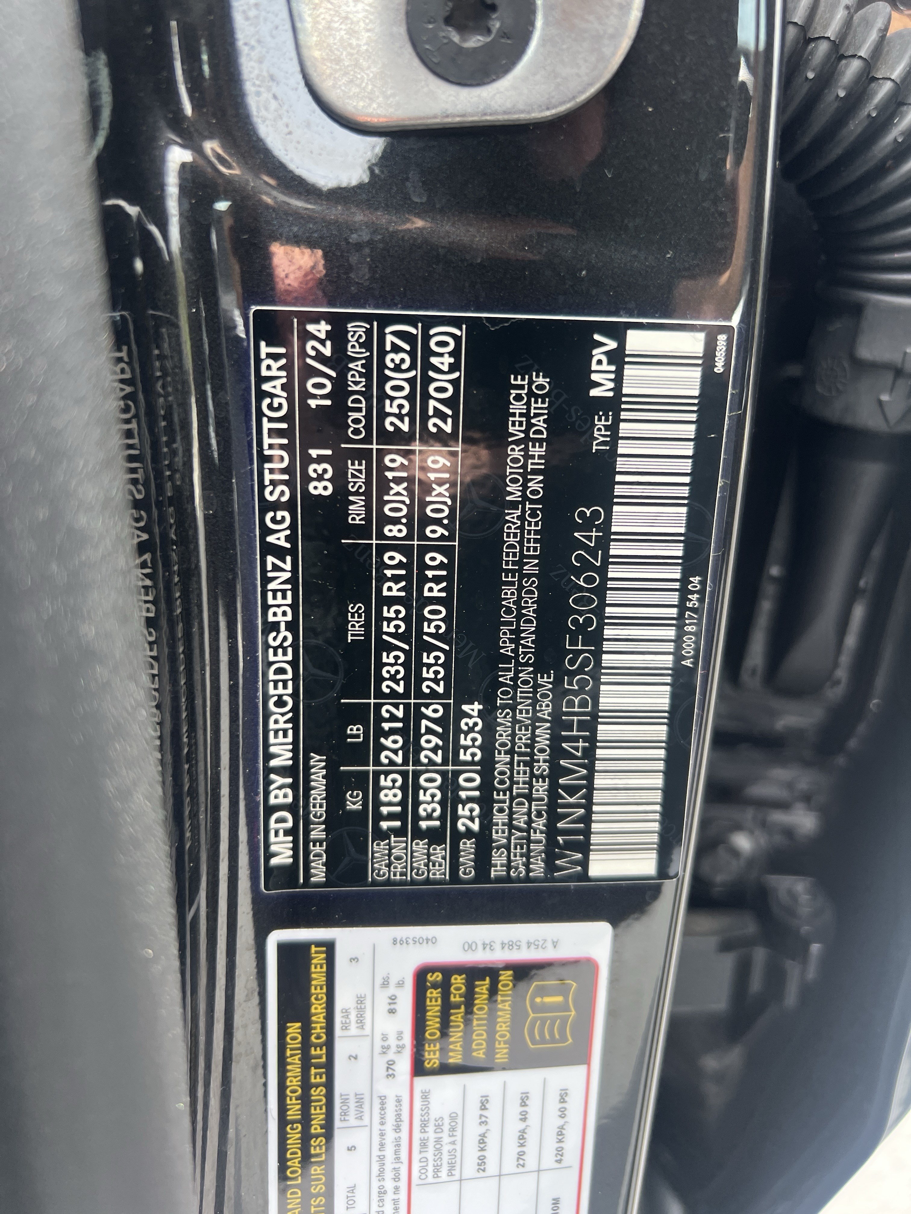 Certified 2025 Mercedes-Benz GLC 300 4MATIC image 37