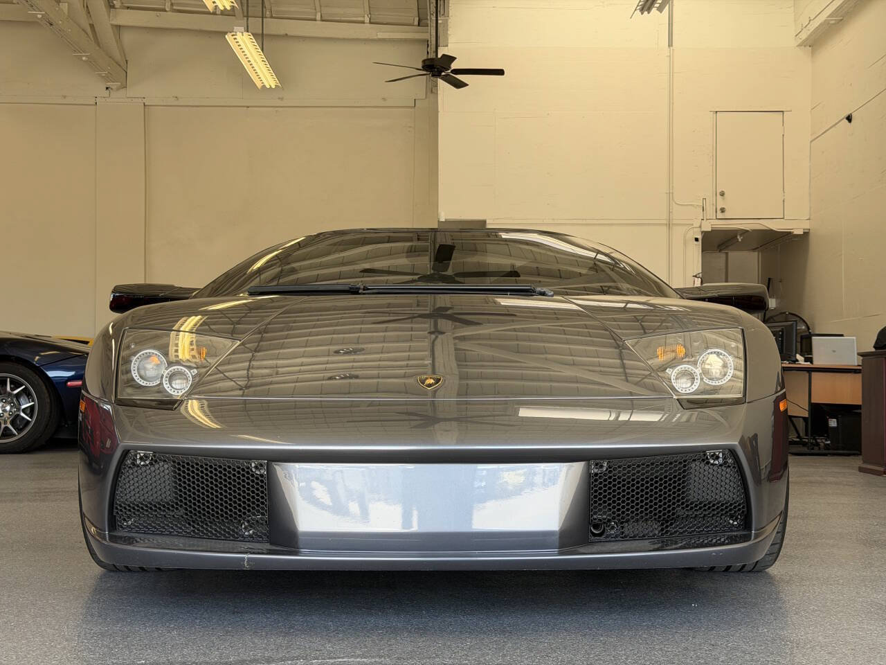 Used 2006 Lamborghini Murcielago Roadster AWD/4WD image 13
