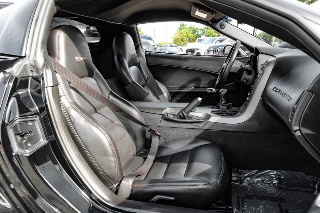 Used 2007 Chevrolet Corvette Z06 w/ Preferred Equipment Group image 35