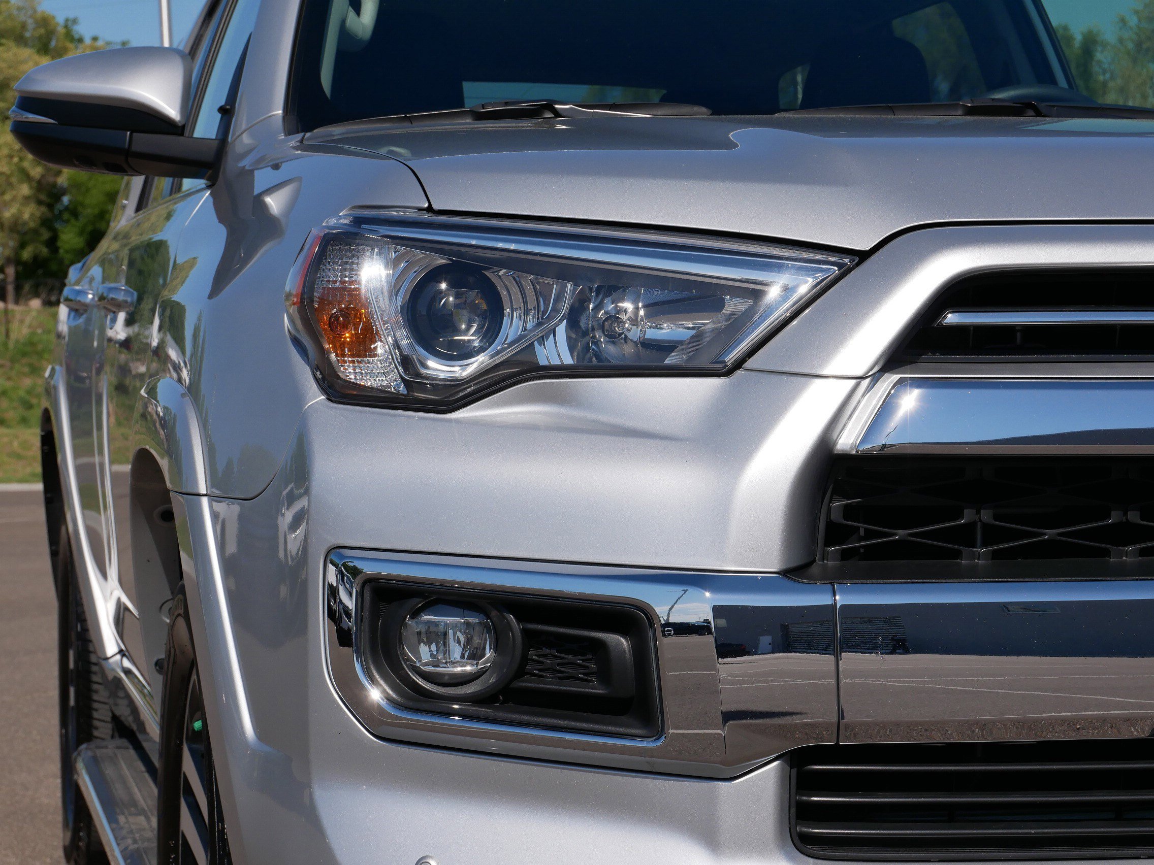Used 2022 Toyota 4Runner Limited AWD/4WD image 14