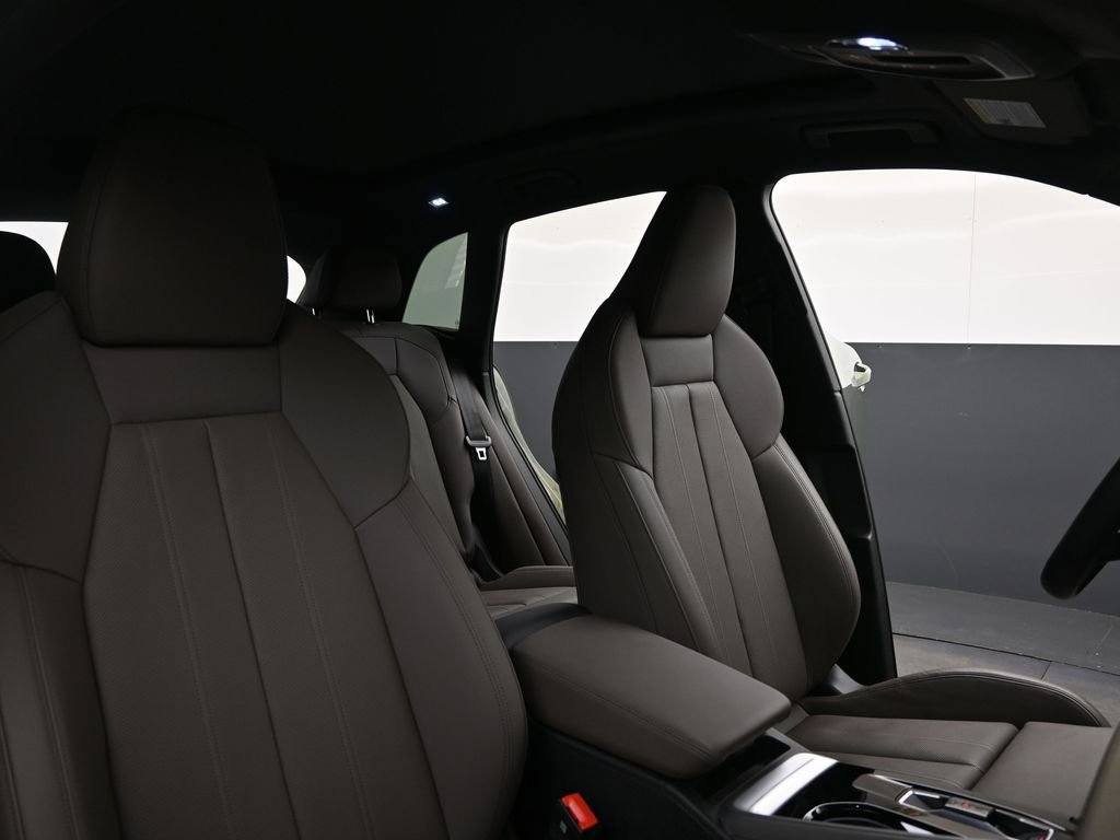 Certified 2025 Audi Q5 Premium Plus w/ Premium Plus image 13