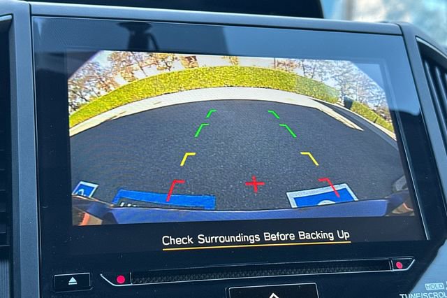 Used 2022 Subaru Crosstrek 2.5i Sport w/ Moonroof Package image 21