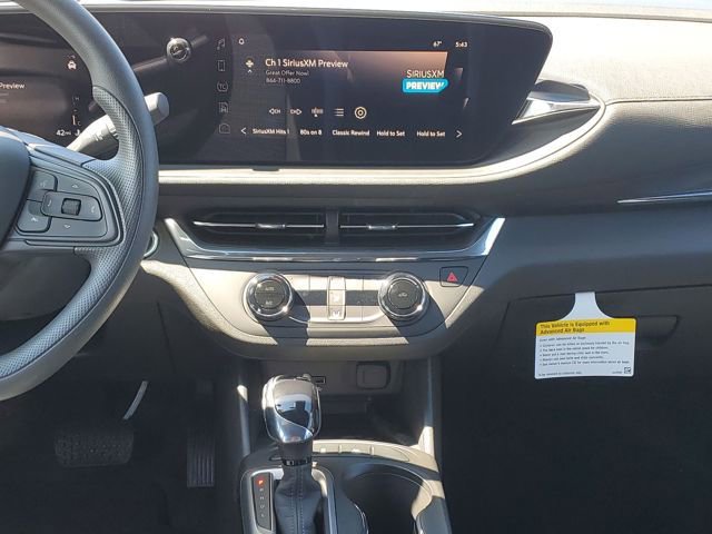 Used 2025 Buick Envista Preferred w/ Convenience II Package image 27