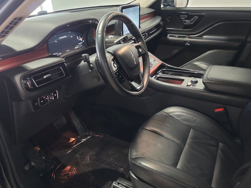 Used 2024 Lincoln Aviator Reserve image 12