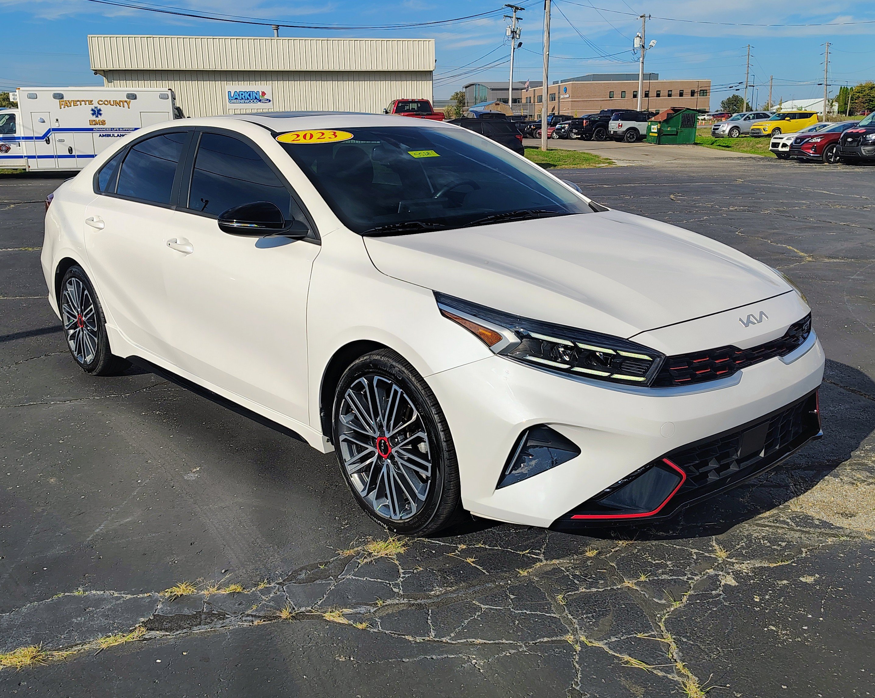 Used 2023 Kia Forte GT w/ GT2 Package FWD image 3
