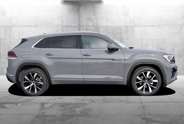 New 2026 Volkswagen Atlas Cross Sport SEL Premium R-Line image 5