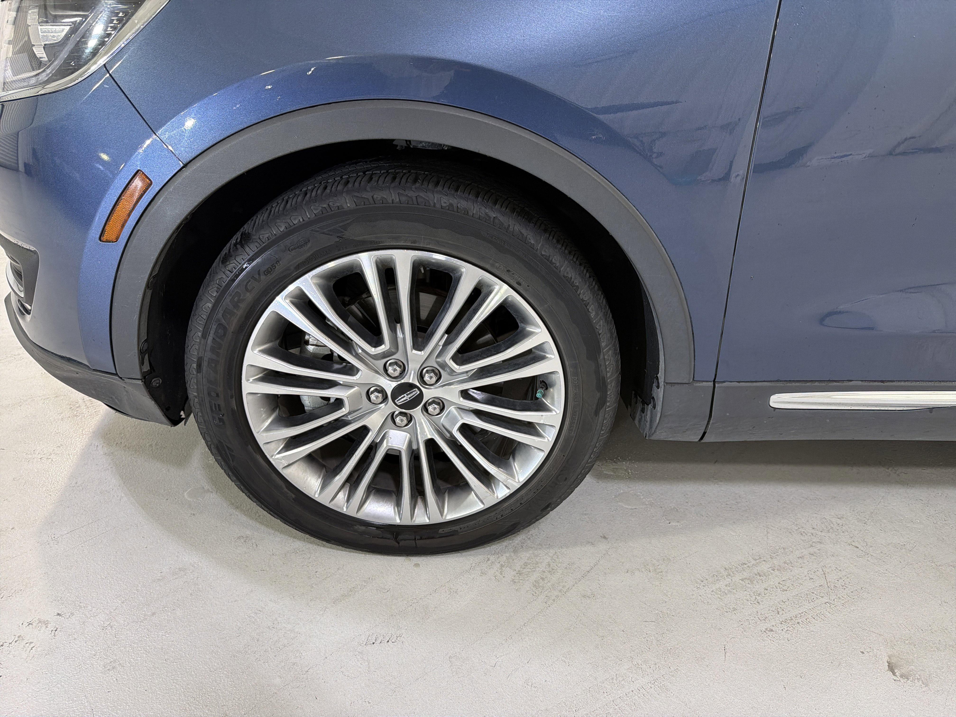 Used 2018 Lincoln MKX Reserve w/ Lincoln MKX Climate Package image 9