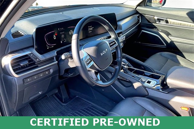 Used 2023 Kia Telluride EX w/ EX Captain's Chair Package image 13