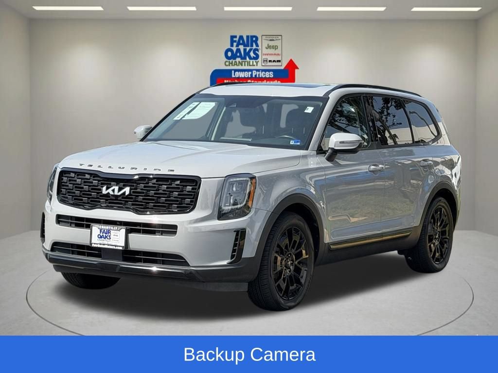 Used 2022 Kia Telluride EX w/ EX Premium Package AWD/4WD image 3