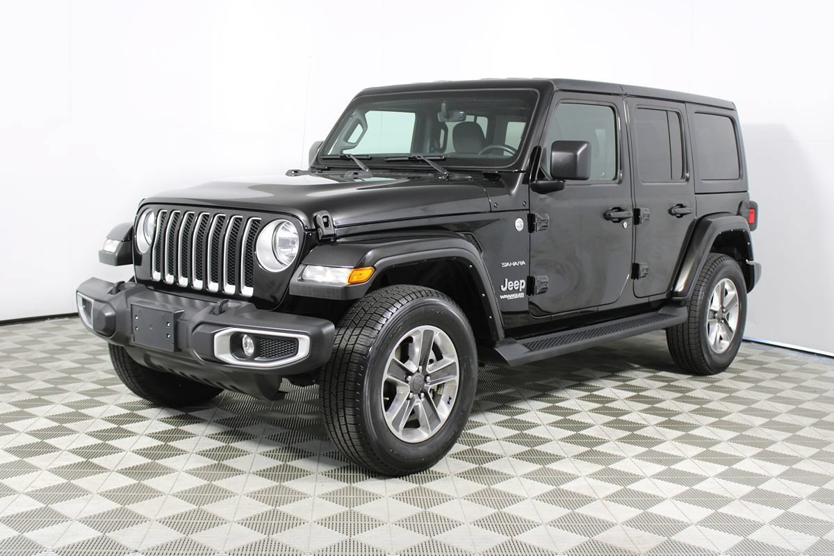 Used 2022 Jeep Wrangler Unlimited Sahara AWD/4WD image 23