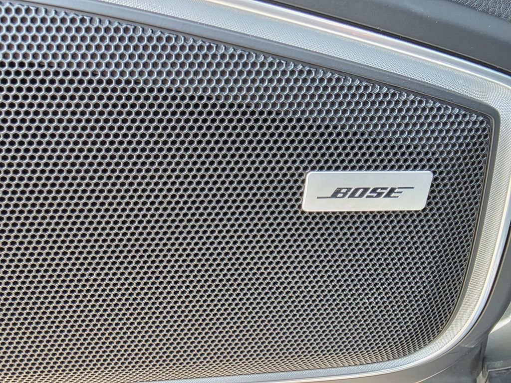 Used 2022 Porsche Panamera 4 Platinum Edition image 31