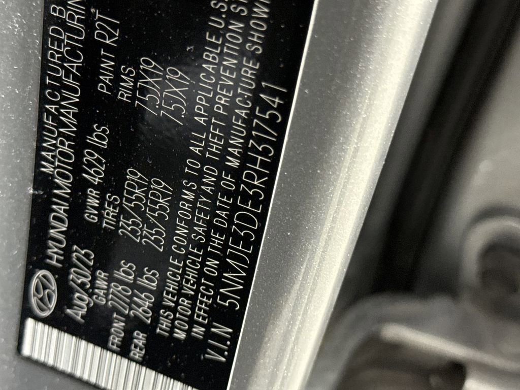 Used 2024 Hyundai Tucson Limited image 29