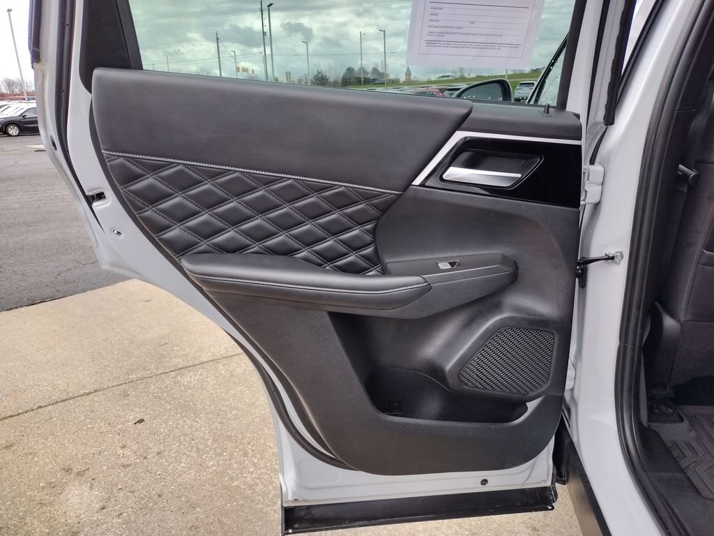 Used 2022 Mitsubishi Outlander SEL image 31