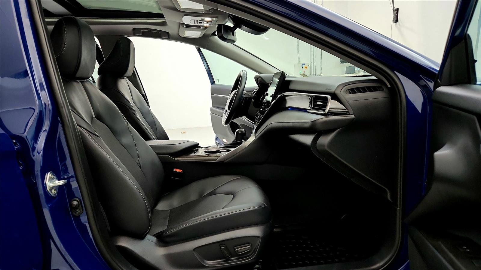 Certified 2023 Toyota Camry XSE image 29