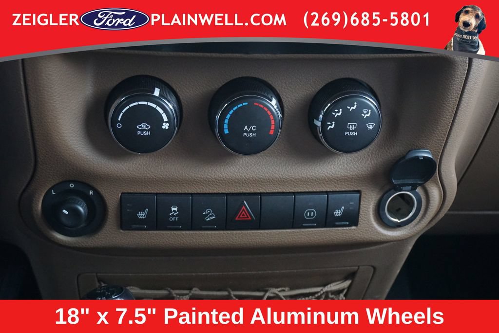 Used 2011 Jeep Wrangler Unlimited Sahara w/ Dual Top Group AWD/4WD image 13