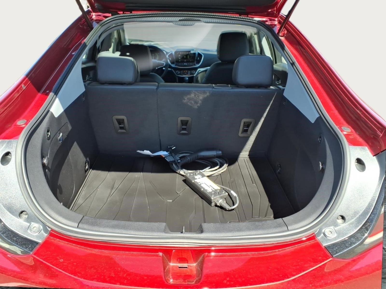 Used 2018 Chevrolet Volt Premier w/ LPO, Blackout Package image 15