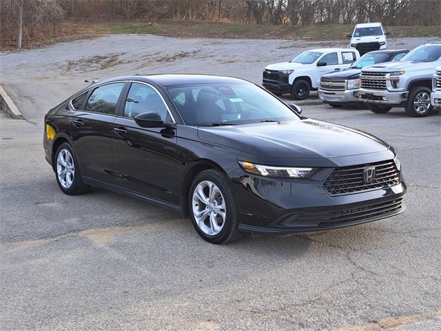 Used 2025 Honda Accord LX image 7