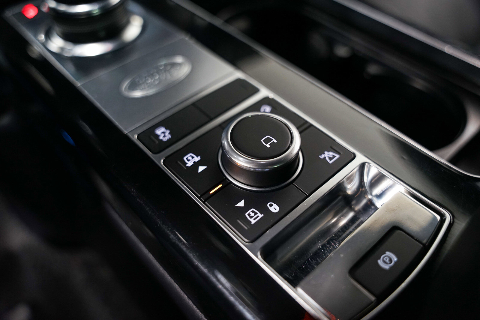 Used 2021 Land Rover Range Rover Westminster Edition image 17