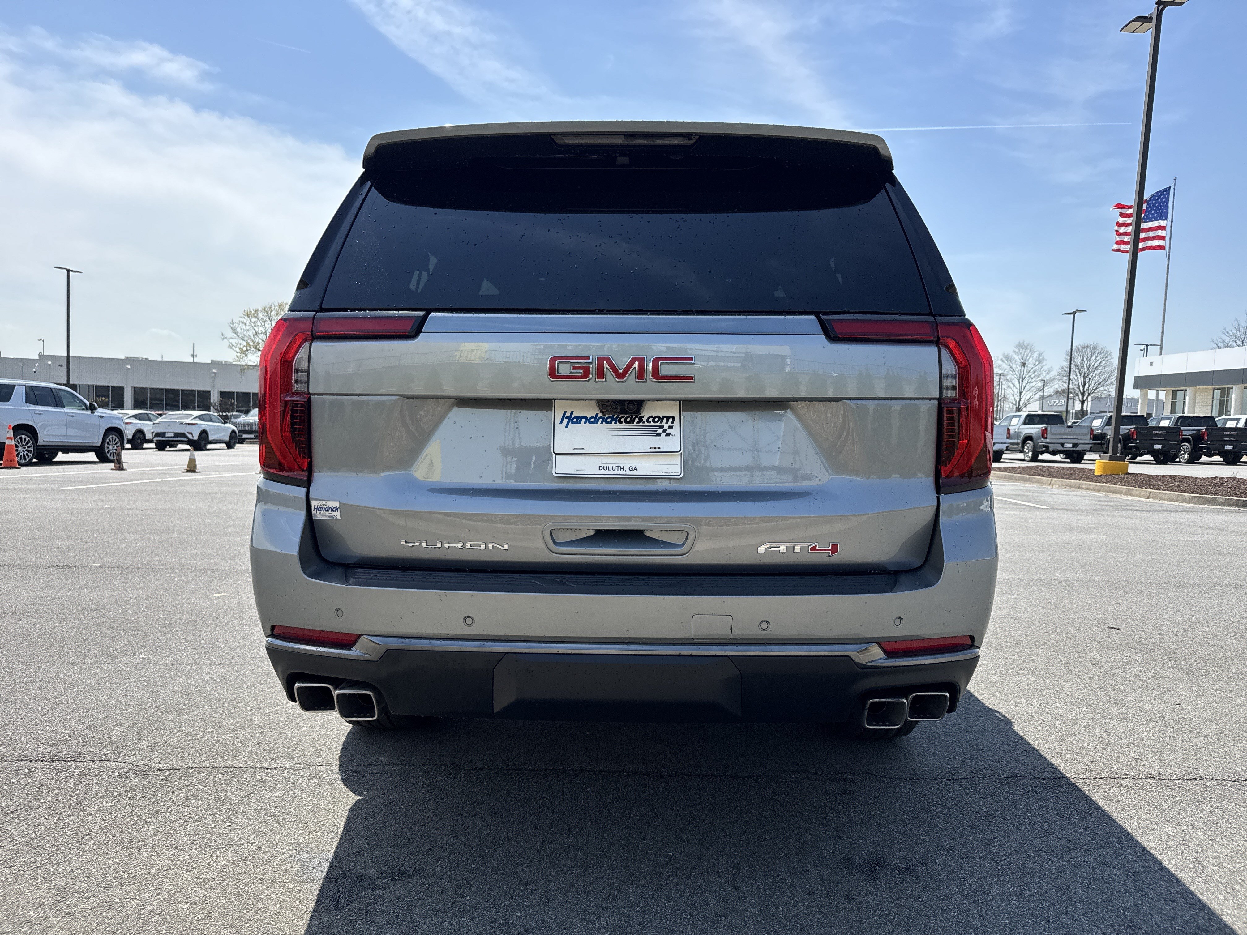 New 2026 GMC Yukon XL AT4 w/ AT4 Premium Plus Package AWD/4WD image 9