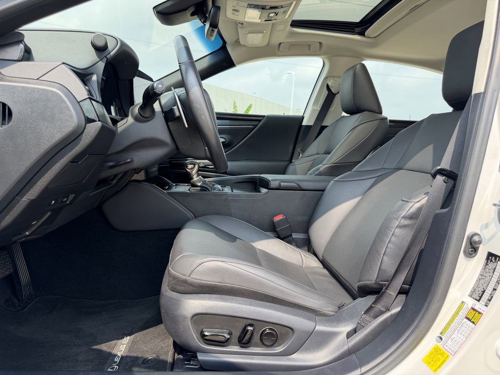 Used 2024 Lexus ES 350 w/ Accessory Package (Z2) FWD image 26