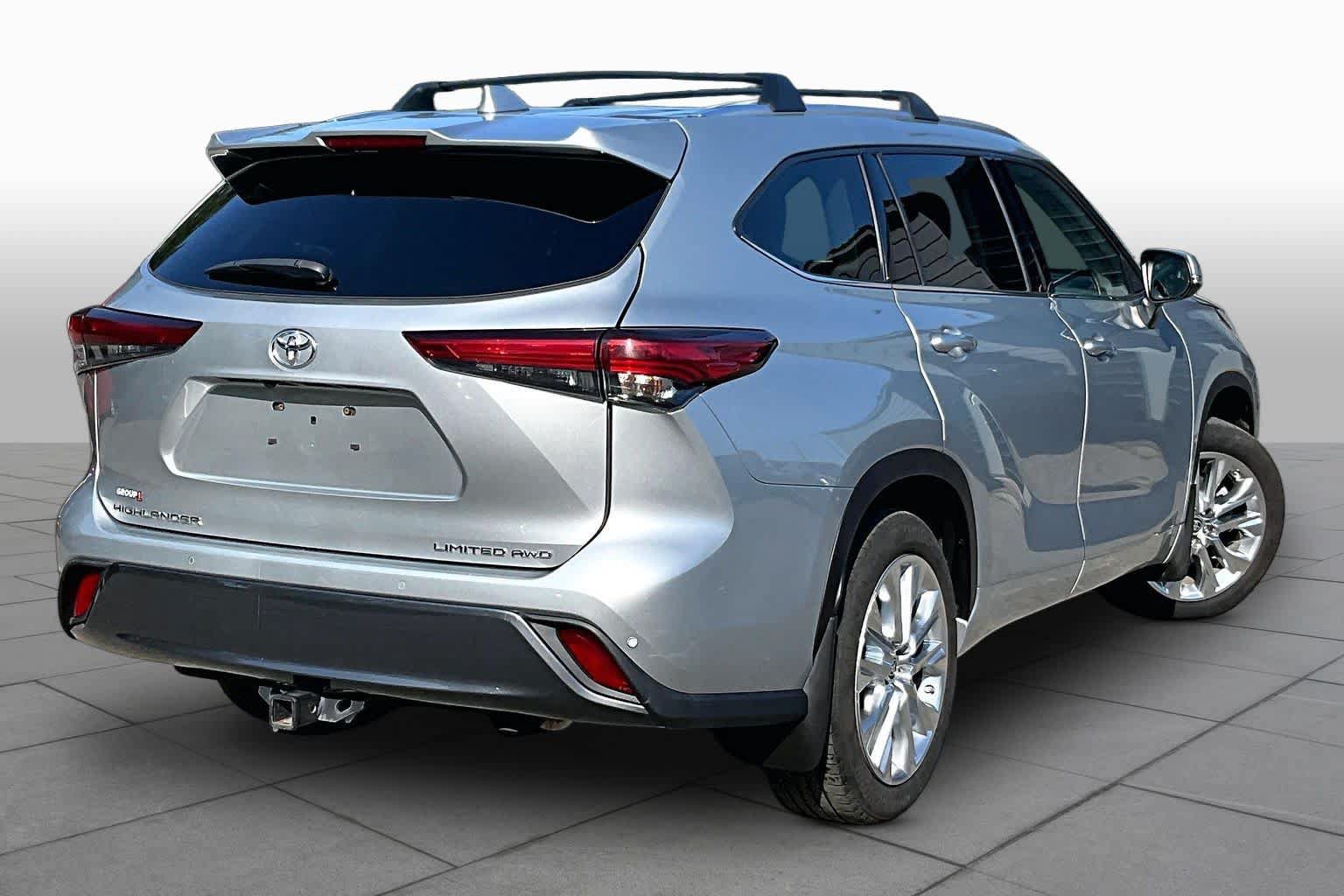 Certified 2020 Toyota Highlander Limited AWD/4WD image 13