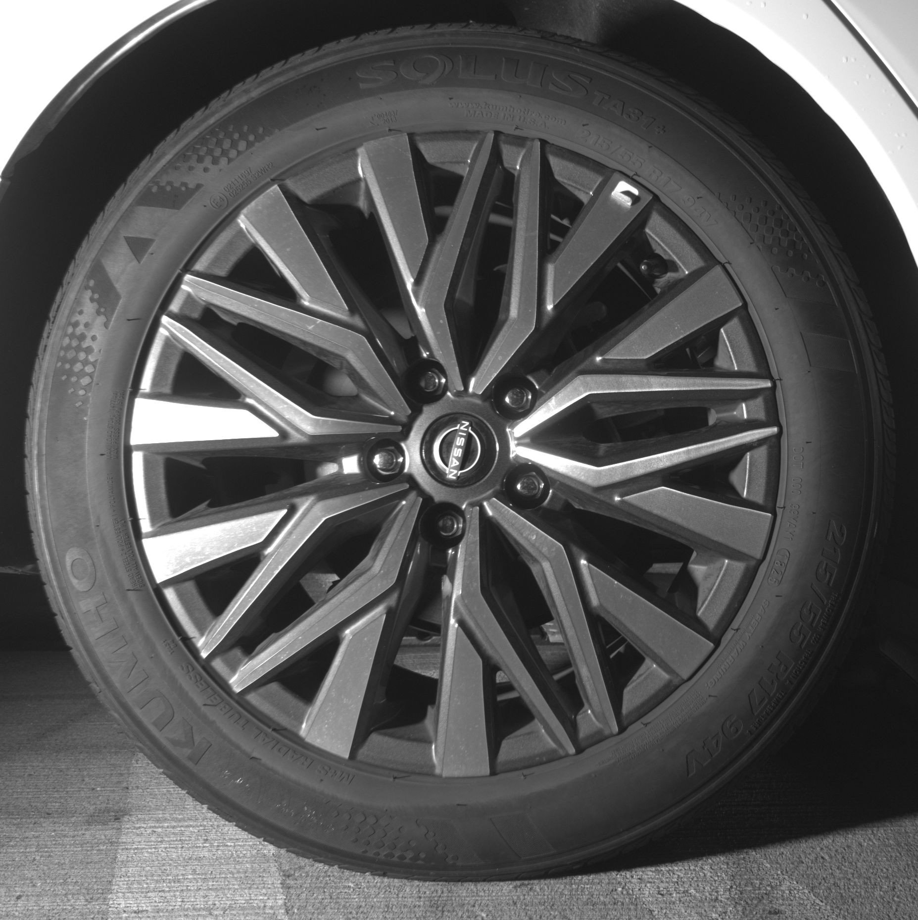 Used 2025 Nissan Altima 2.5 SV FWD image 15