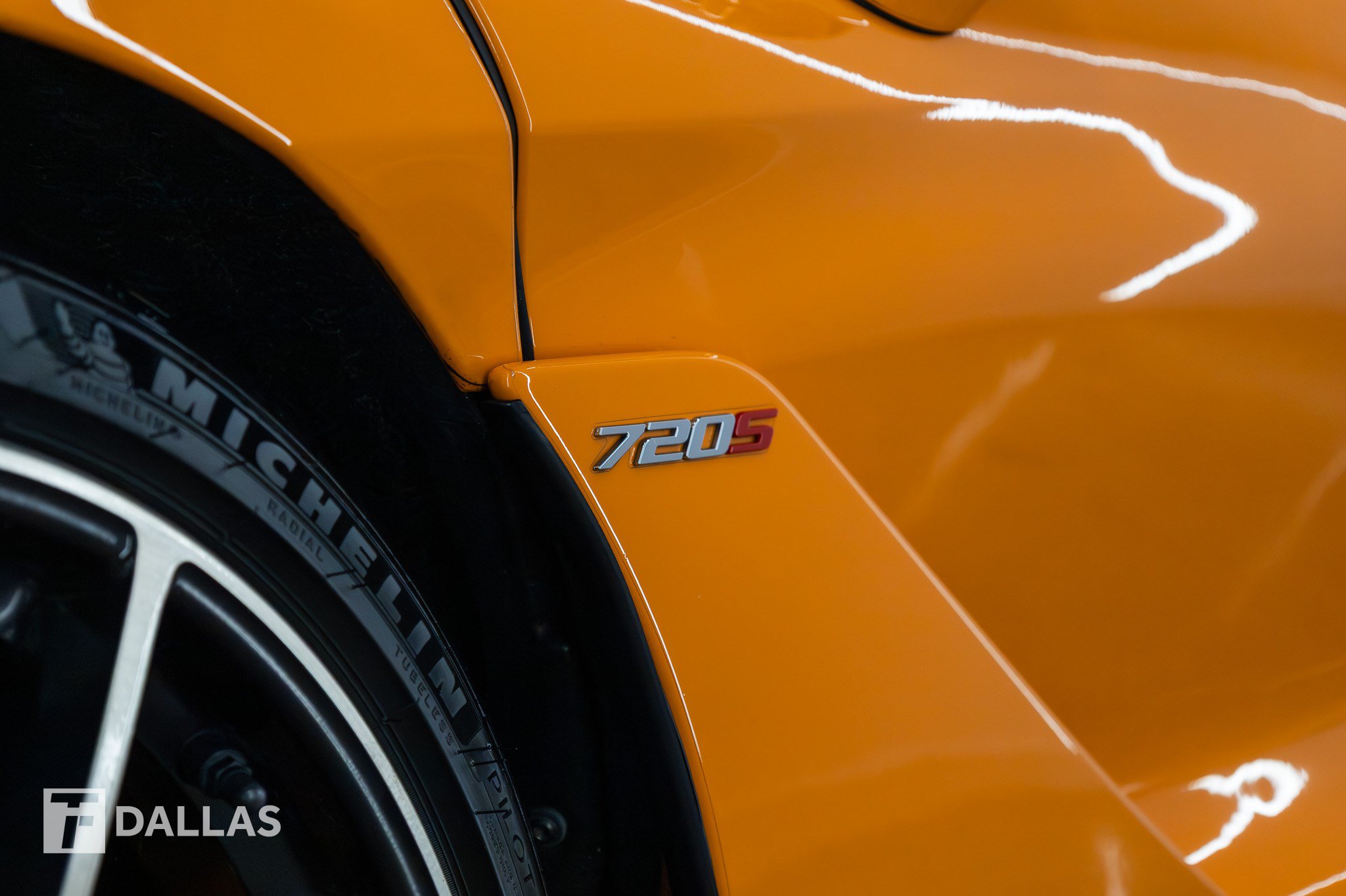 Used 2019 McLaren 720S RWD image 20