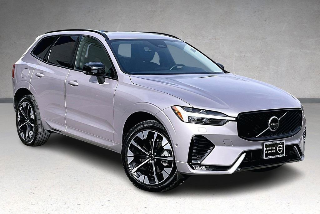 Used 2026 Volvo XC60 B5 Plus w/ Protection Package Premier image 3
