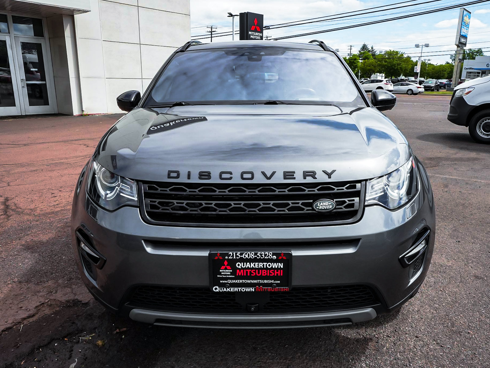 Used 2019 Land Rover Discovery Sport HSE Luxury AWD/4WD image 2