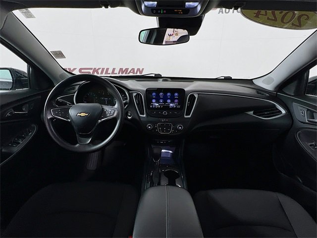 Used 2024 Chevrolet Malibu LT image 24