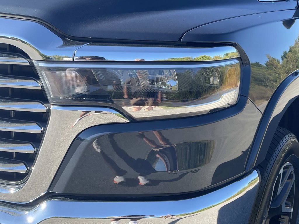 Used 2026 RAM 1500 Laramie AWD/4WD image 10