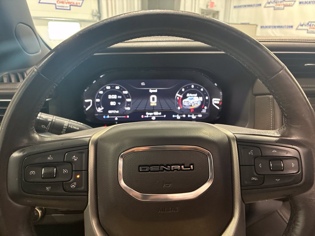 Used 2022 GMC Yukon Denali w/ Denali Premium Package AWD/4WD image 21