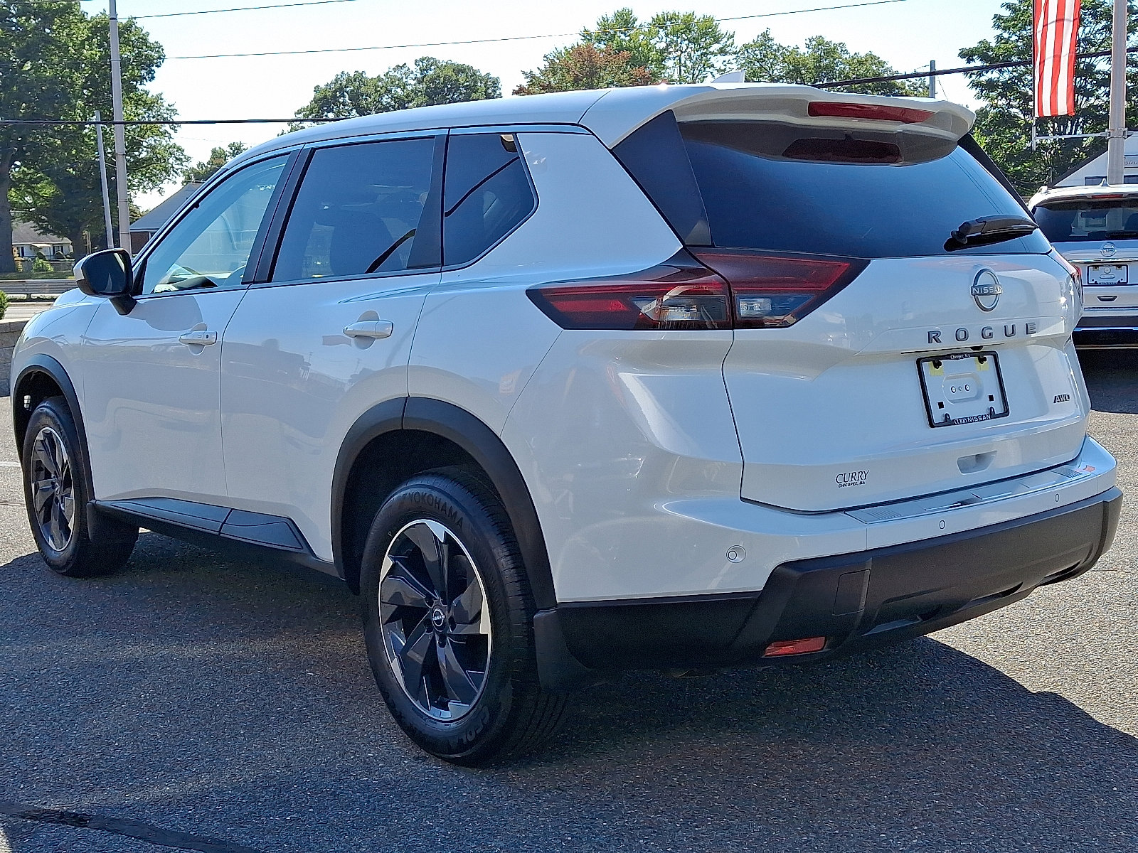 Certified 2025 Nissan Rogue SV image 4